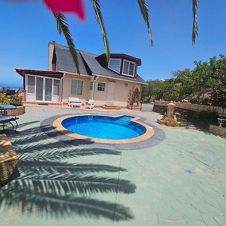 Villa Carlitos Vistas Al Mar Y A La Montana 阿德耶 外观 照片