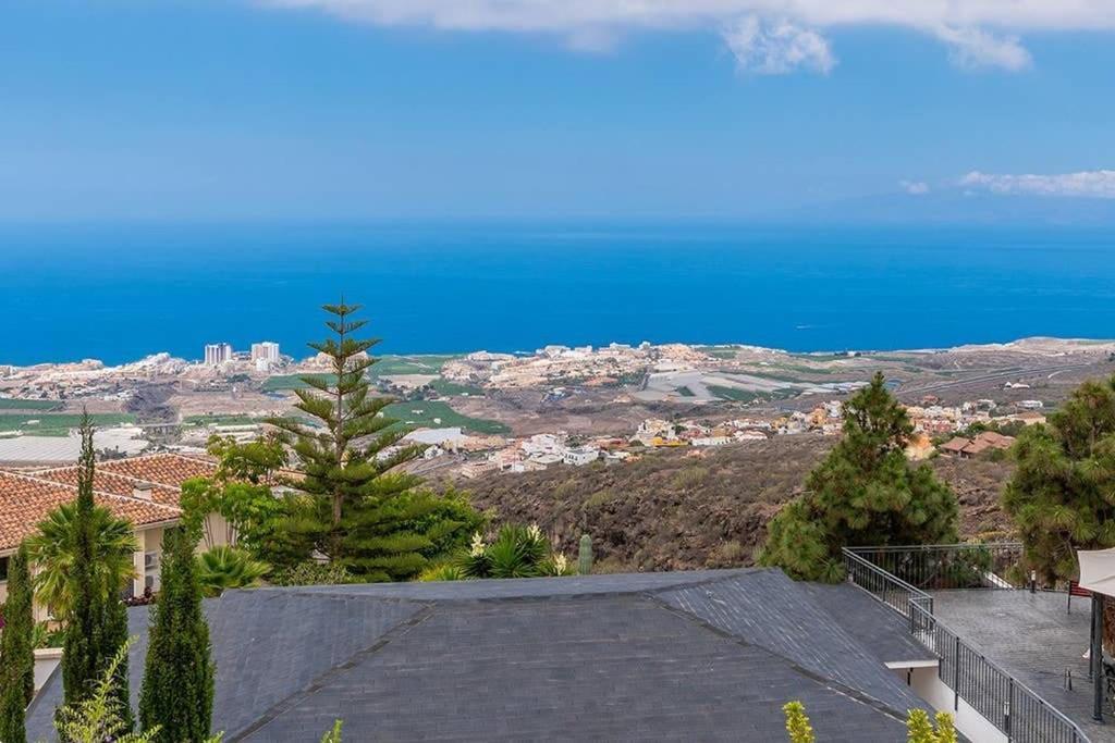 Villa Carlitos Vistas Al Mar Y A La Montana 阿德耶 外观 照片
